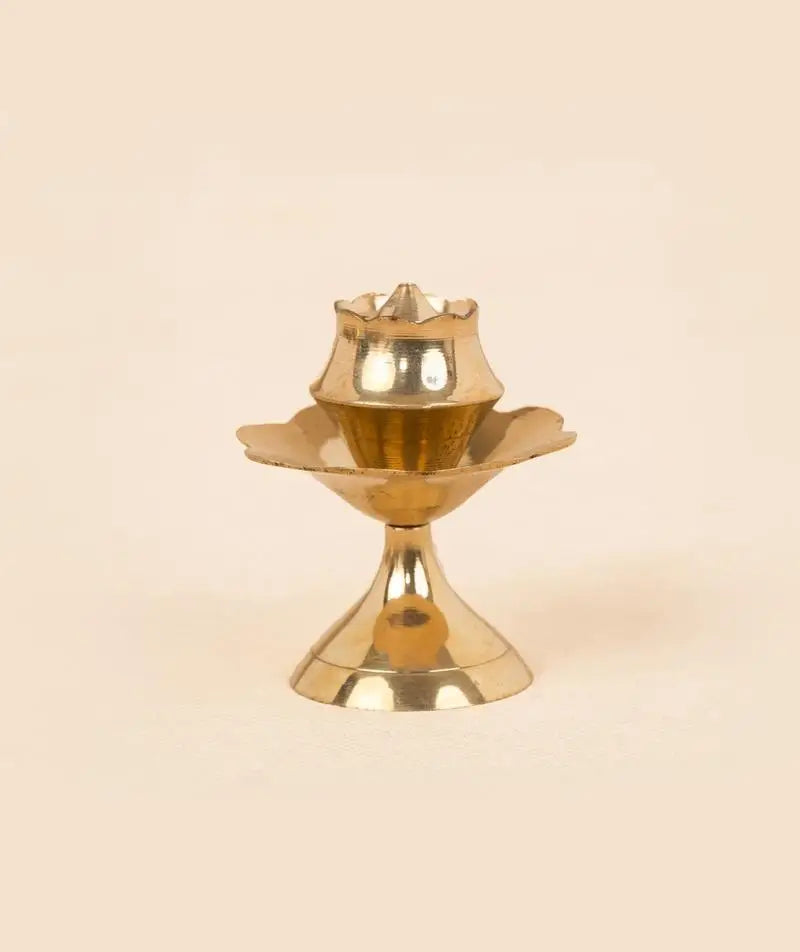 Sannidhi Dhoopam Stand